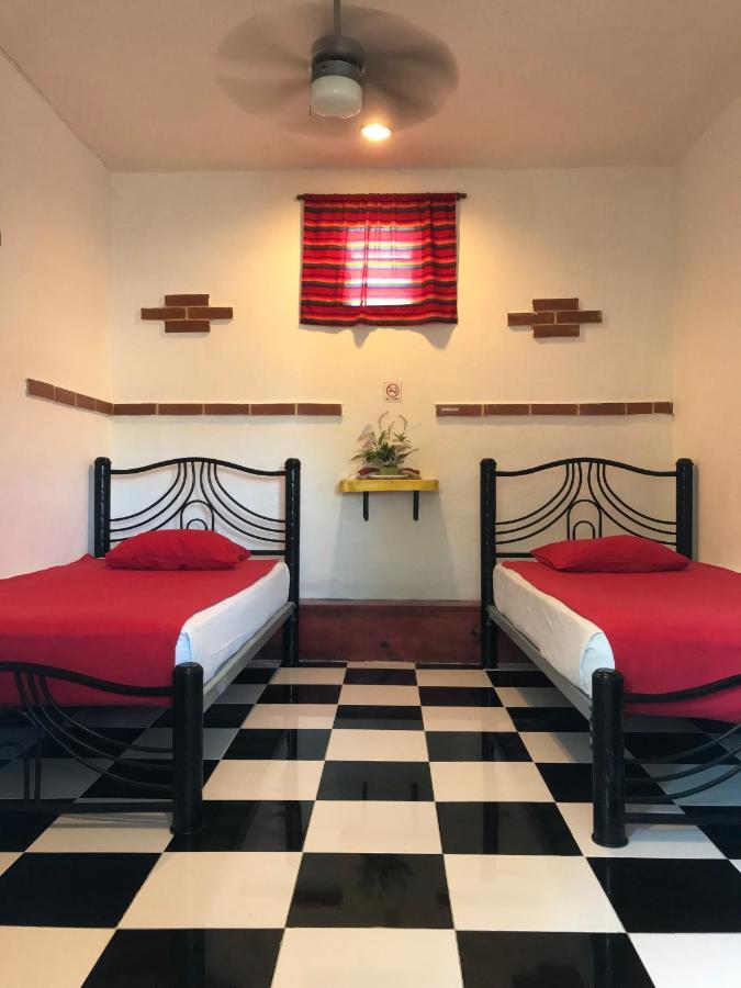 Hotel Colorado Плая дел Кармен Екстериор снимка